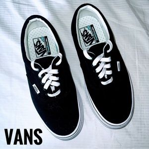 Vans Women's Low-Top Platform Sneakers Size 8.5